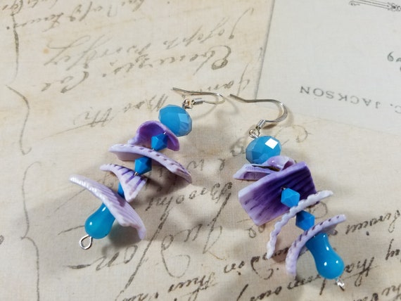 Blue and Purple Clam Shell Dangle Earrings, Boho Beach Earrings, Turquoise and Shell Drop Earrings, Summer Beach Earrings
