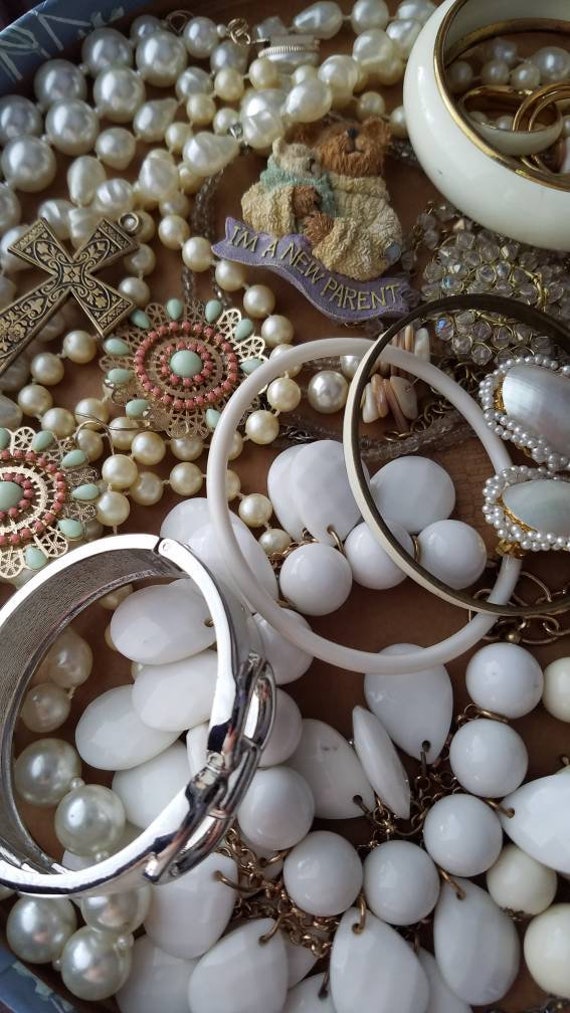 Pearls for Girls II Jewelry Making Destash Box #16