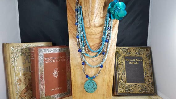 Turquoise Floral Shell Beaded 6 Strand Necklace