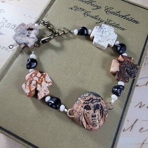 Tribal Achat Armband; Rustikales spirituelles Armband; Native Lady Art Armband; Rustikaler Schmuck; Edelstein Kreuze Armband; Bio Natur