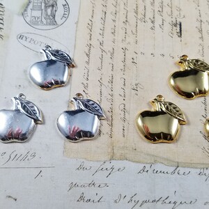 Teacher&#39;s Apple Charms pack of 3