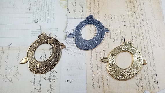 Artist Palette Pin or Pendant Finding pack of 1