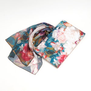 Set de regalo para mujer Monedero pequeño con flores Pañuelo de seda para mujer Chal con estampado de flores Regalo único Bolso de mano de noche Bolso de mano beige Regalo artístico para ella