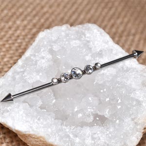 Pendiente industrial, perforación industrial de acero quirúrgico, joyería de andamio, perforación de barra de acero, joyería de 14 g para cartílago