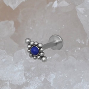 Labret Piercing - Chirurgenstahl Lippenring - Medusa Labret Flat Back - Monroe Jewelry - Innengefädeltes Labret für Philtrum Piercing