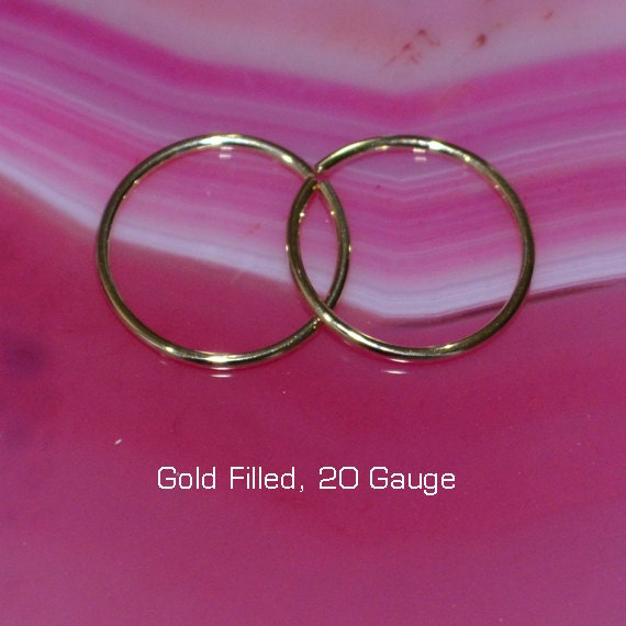Small Nose Ring - Gold Nose Hoop 9mm - Tragus Earring - Cartilage Hoop - Forward Helix Earring - Septum Ring - Nose Piercing 20 gauge