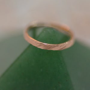 Hammered Small Nose Ring - Gold Nose Stud - Nose Hoop - Cartilage Earring - Tragus Earring - Daith Ring - Helix Hoop - Nose Piercing 20g