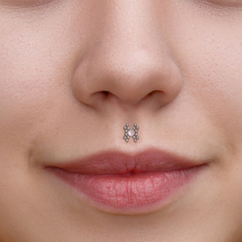 Monroe Labret Titanium Philtrum Piercing Jewelry Lip Ring Lip Labret Stud CZ Labret Earring Medusa Lip Piercing