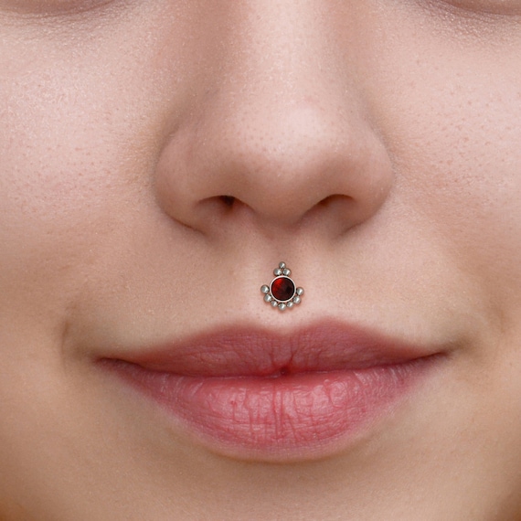 Lip Jewelry 16g Titanium Garnet Medusa Lip Ring Philtrum Labret Piercing Monroe Piercing Jewelry Lip Piercing Flat Back Stud Gauge: 14; Post Length: 10mm 