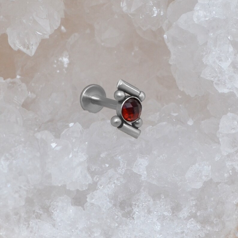 Tragus Jewelry Conch Piercing Forward Helix Stud Tragus Earring Garnet Labret Stud Titanium Cartilage Piercing Jewelry