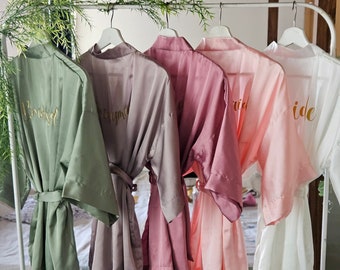 Personalized Bridesmaid Robes Wedding Custom Satin Maid of Honor Bachelorette Robe Olive Blush Mauve White Wedding Party robe