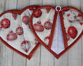 Red Christmas Potholders Sweden Vintage Embroidered Pair of potholders Heart Flowers