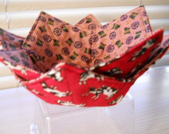Set of 2 Midwest Cows Cool Hands-Warm Heart Microwave Soup Bowl Cozys