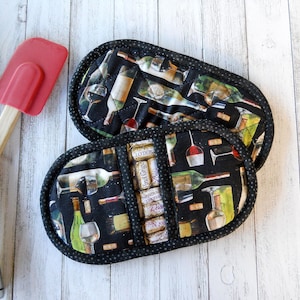 Wine Lover Gift, Quilted Pocket Pot Holders, Set of 2