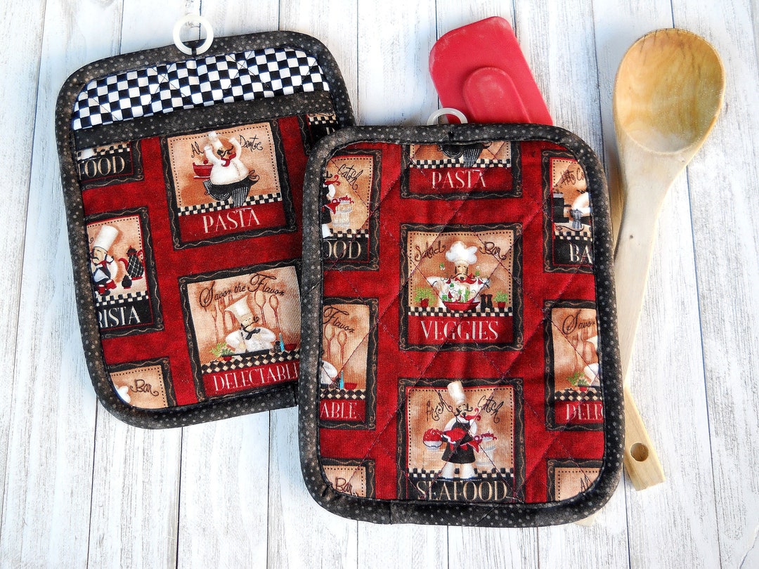 Chefs Pot Holders Trivets, Set of 2 Italian Restaurant Chefs Quilted