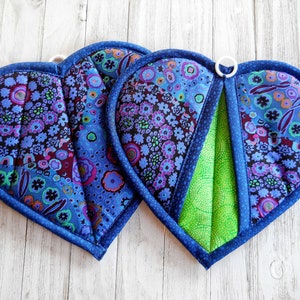 Blue  Pot Holders Trivets, Set of 2: Millefiore Paperweight!  Heart Potholders with Pockets, Quilted Oven Mitts