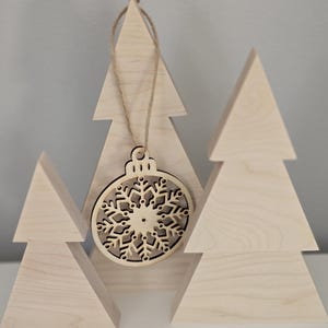 Wood Christmas Tree, Set of 3, With Ornament, Solid Wood Christmas Tree, Holiday Decor, Rustic Farmhouse , Wood Decor, with Ornament