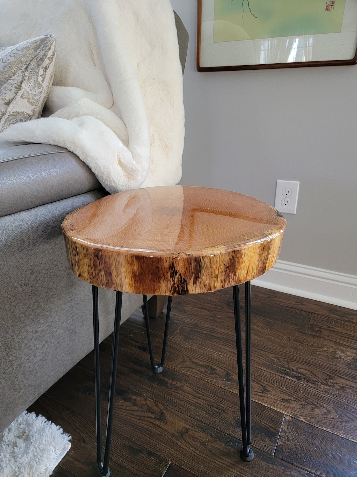 Wood Slice End Table Live Edge Wood End Table Hairpin Legs Etsy