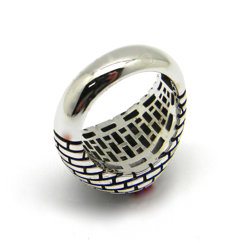 Large silver 925 signet ring,12 mm hematite disk,brick wall enamel,large size,chevaliere homme,pattern ring,gypsy ring,the wall