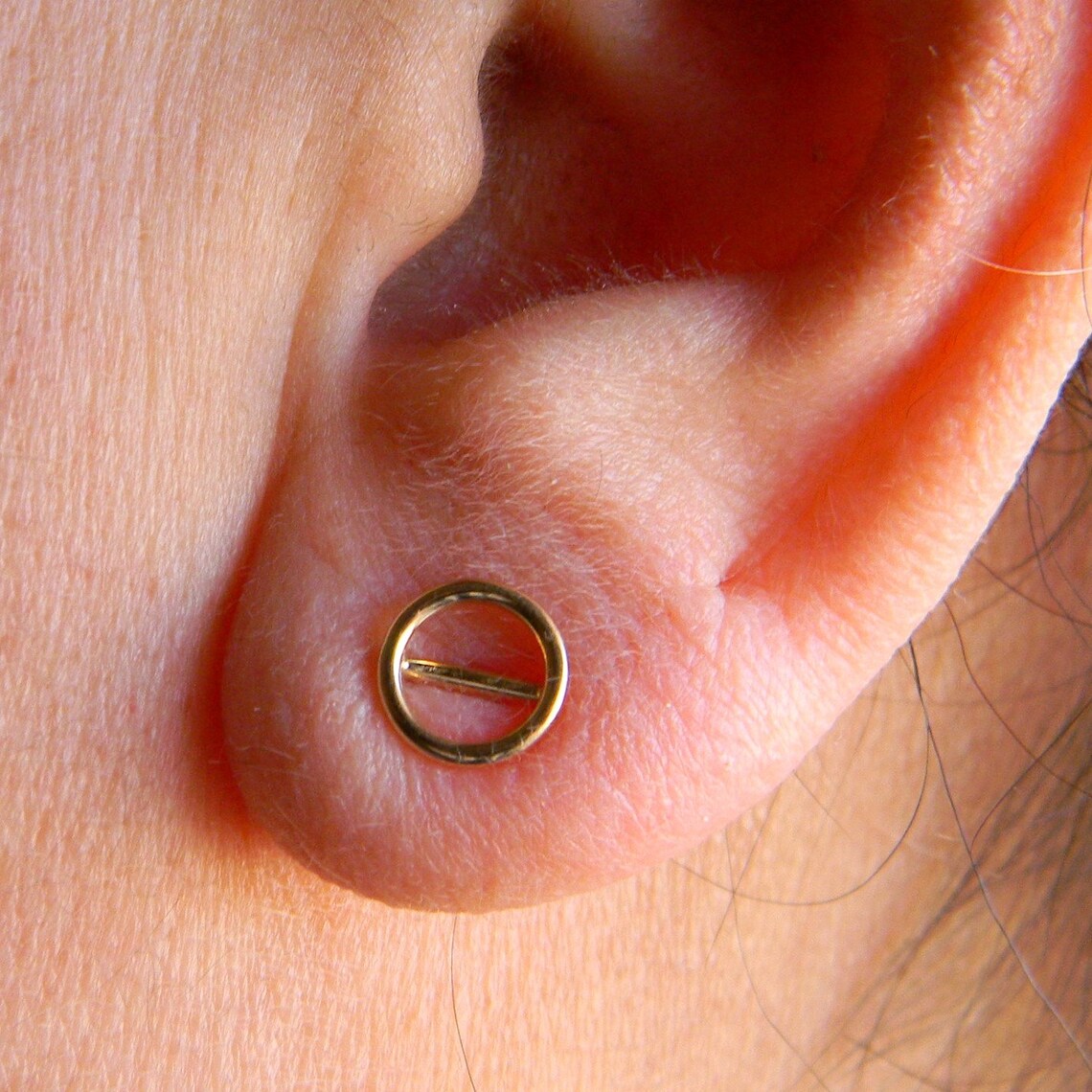 Circle Stud Earrings Solid Gold 18kzero Earringring Etsy