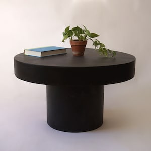 Low Circular Round Pedestal Coffee Table. Modern Round Low Coffee Table - Black