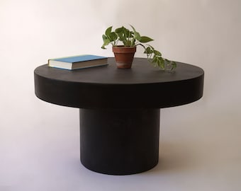 Low Circular Round Pedestal Coffee Table. Modern Round Low Coffee Table - Black