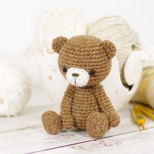 Crochet Bear Pattern - Amigurumi Teddy Bear Crochet Pattern and Tutorial - Beginner-Friendly Crochet Project - Printable PDF in English