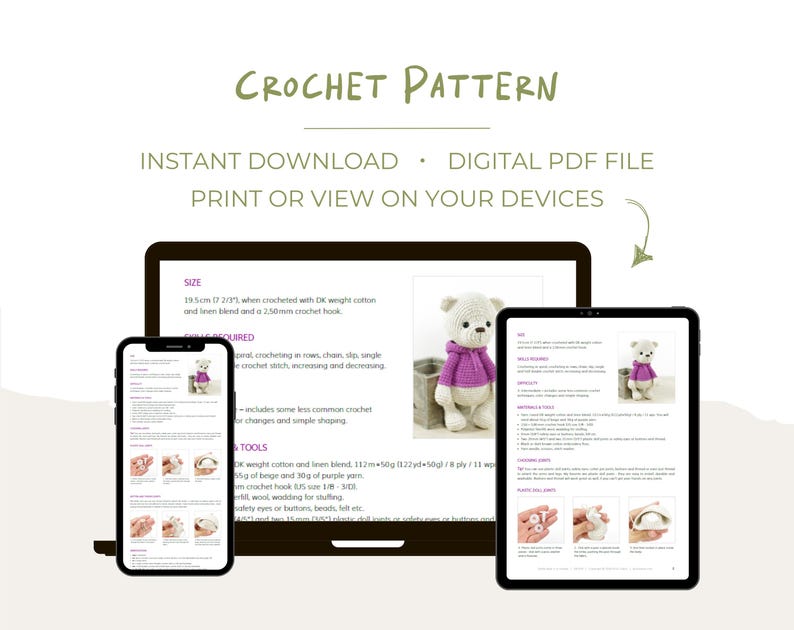 K&ouml;nnte beinhalten: Ein digitales H&auml;kelmuster, das auf einem Laptop, Telefon und Tablet angezeigt wird. Der Text "CROCHET PATTERN" steht oben. Das Muster enth&auml;lt Anweisungen f&uuml;r einen B&auml;ren mit Details zu Gr&ouml;&szlig;e, Materialien und Techniken. Der B&auml;r ist 19,5 cm gro&szlig;.