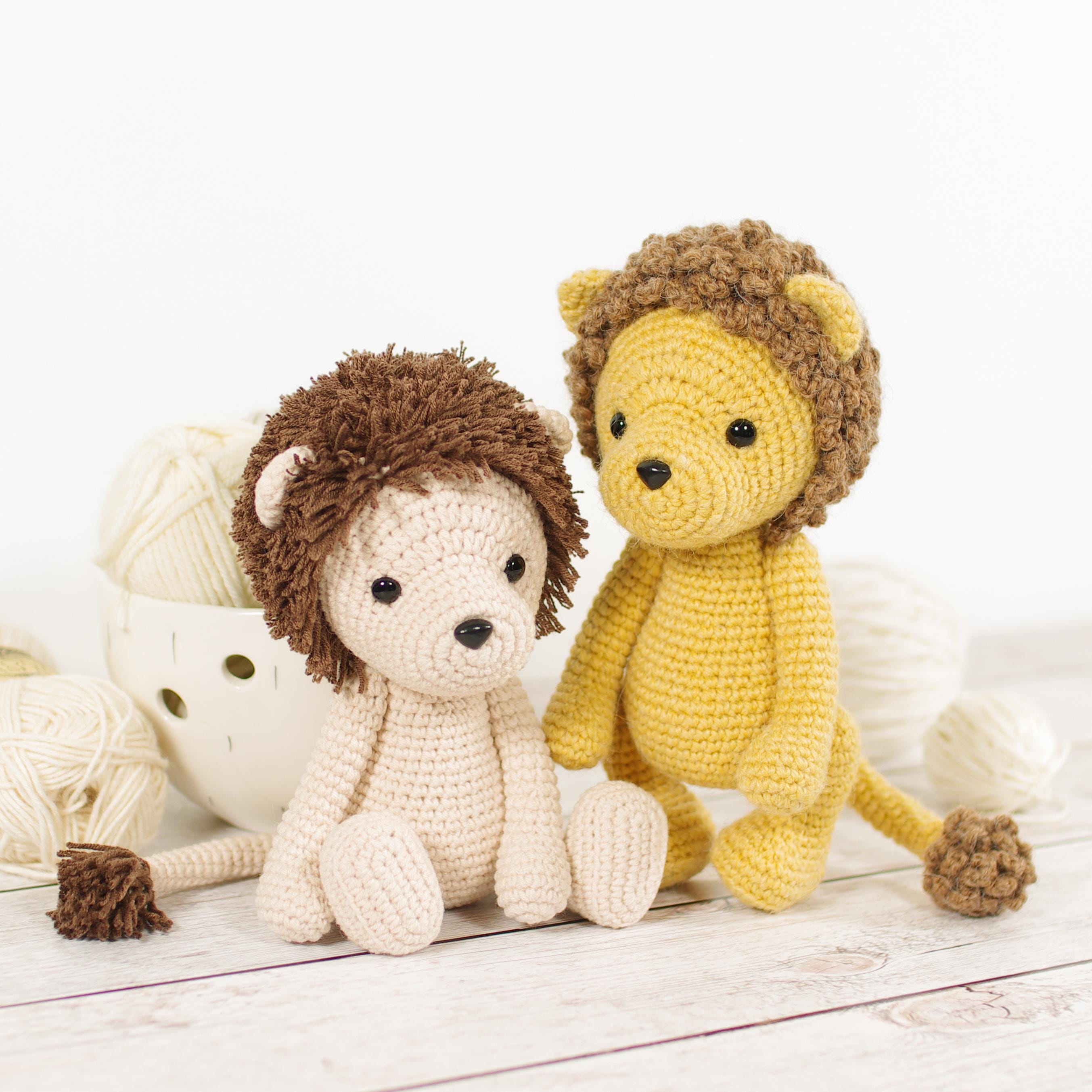 Amigurumi Lion with Moving Limbs
