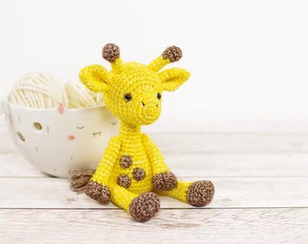 Giraffe Crochet Pattern - Amigurumi Stuffed Animal Pattern and Tutorial