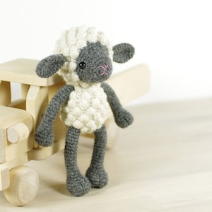 Crochet Lamb Pattern - Amigurumi Sheep Crochet Pattern and Tutorials with Photos