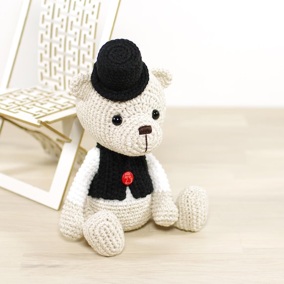 Crochet Bear Pattern - Amigurumi Teddy Bear Pattern and Tutorial - DIY Stuffed Animal