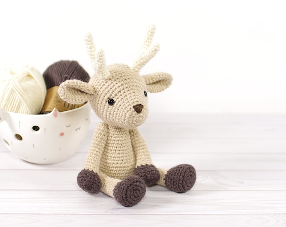 Crochet Deer Pattern - Amigurumi Woodland Animal Pattern and Tutorial - DIY Crochet Gift