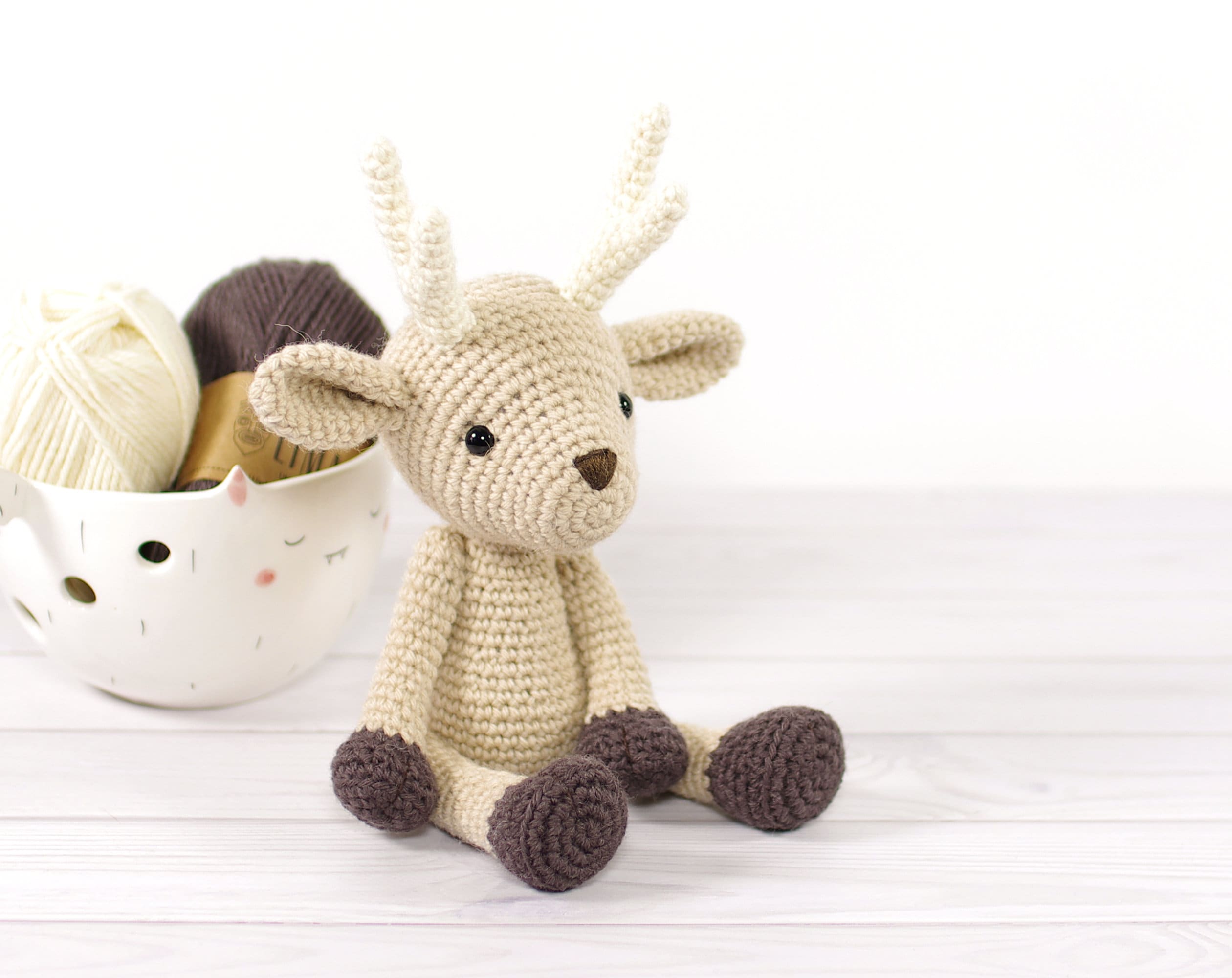 Animal Crochet Kit. Easy Crochet Deer Set. Deer Lovers Gift. Daisy Doe  Crochet Pattern Wool Couture 