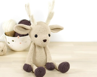 Deer Crochet Pattern - Amigurumi Pattern and Tutorial - DIY Stuffed Animals