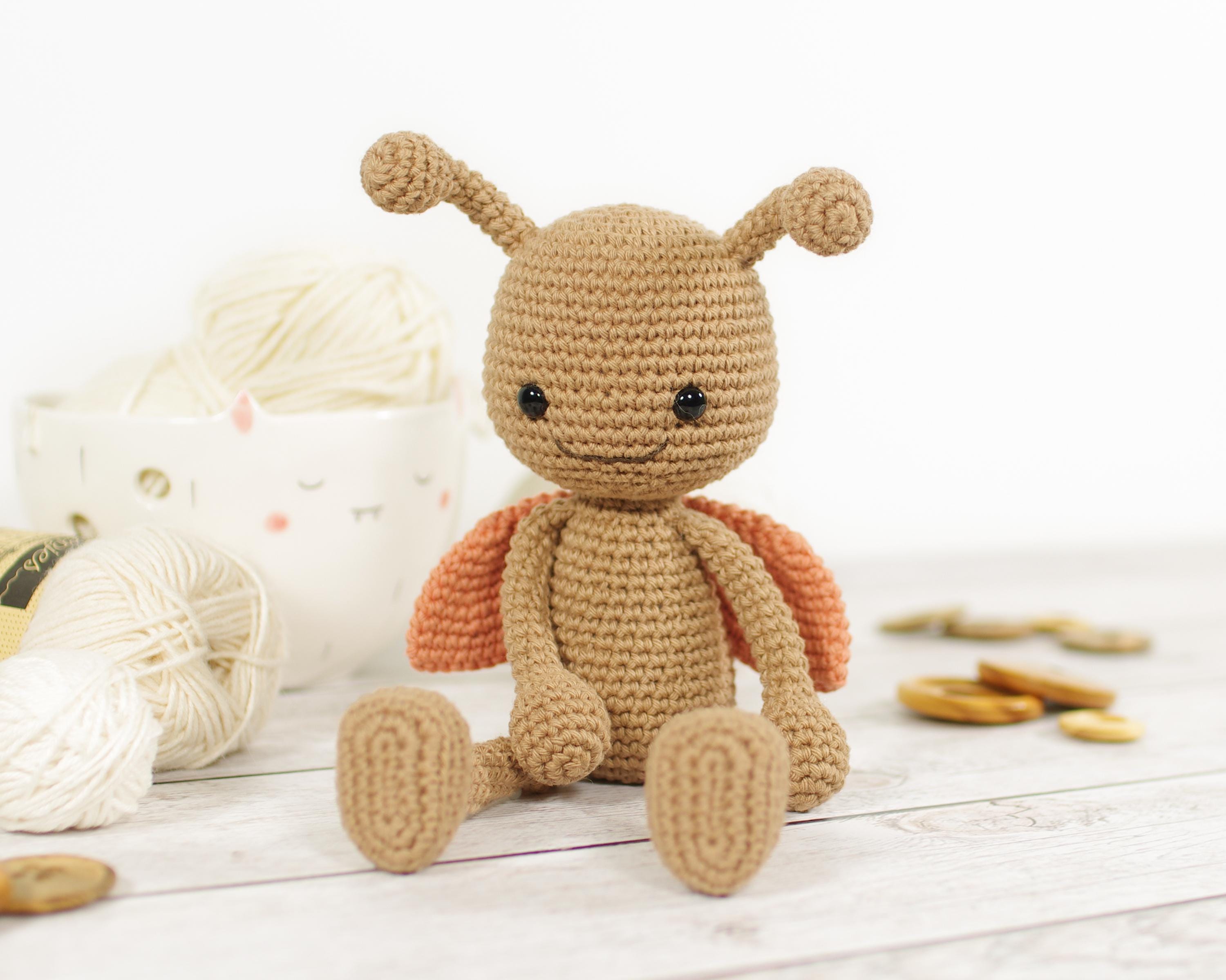33 Crochet Stuffed Animals with Giraffes, Frogs, Pigs, and Cows 9 Ladybug Crochet Pattern Amigurumi Stuffed Animal Tutorial
