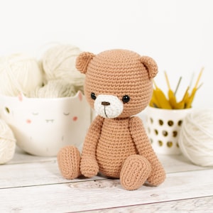Crochet Bear Pattern - Cute Amigurumi Teddy Bear Crochet Pattern and Tutorial