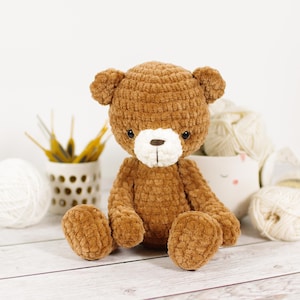 Crochet Bear Pattern: Amigurumi Teddy Bear with Moving Limbs (PDF in English)