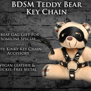 BDSM Kinky Teddy Bear Keychain Harness Flogger Blindfold Vegan Leather Party Favor Bachelor Bachelorette Gag Gift Adult Mature Bondage Bild 4