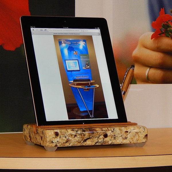 iStone iPad RockDock Stylus Edition featuring Giallo Granite and Camel Leather