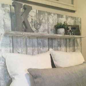 Adorable Farmhouse Whitewashed reclaimed wood headboard