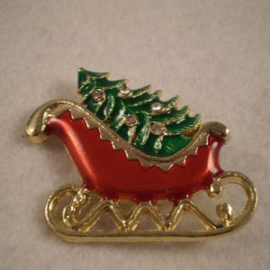 Vintage Rhinestone Christmas Tree Brooch Pin