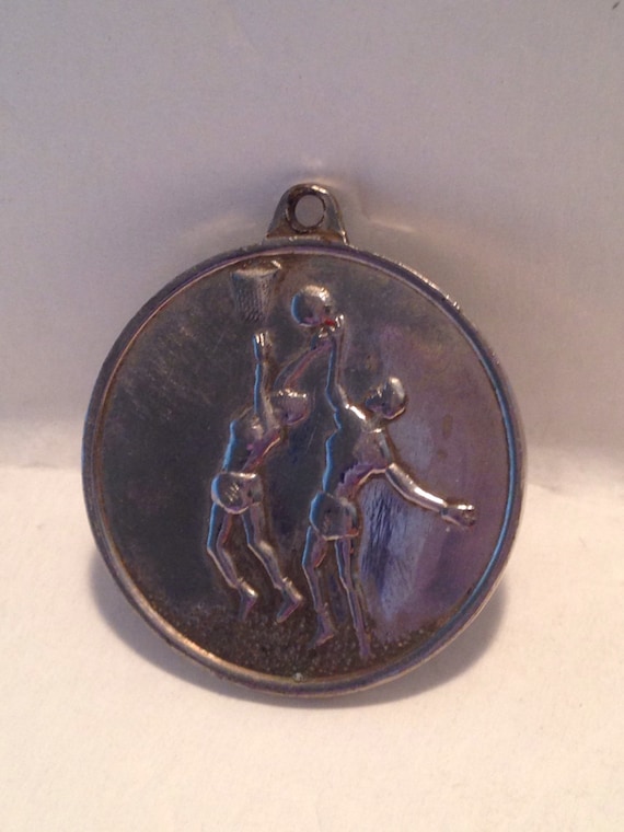Vintage Basketball Medal - image 1