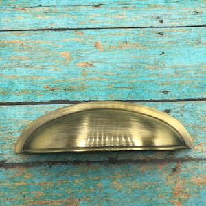 Brushed Bronze Retro Bin Pull Cabinet Drawer Cup Pull Handles