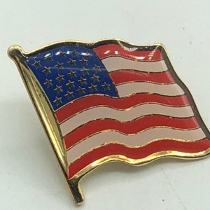 Vintage Large Patriotic Flag Lapel Pin Tie Tack
