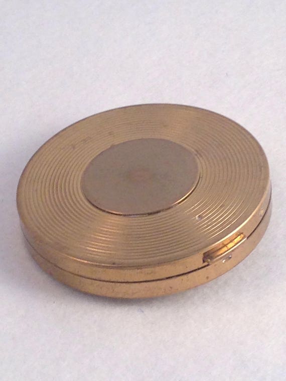 Vintage 1950s Volupte compact 1950s goldtone rhin… - image 5