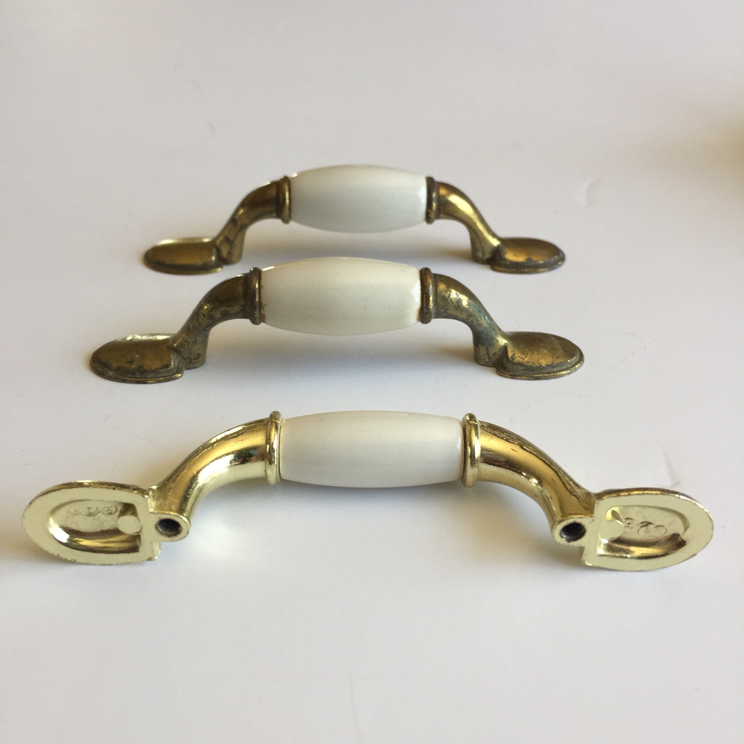 Vintage White Gold Kitchen Cabinet Knobs Dresser Drawer Pulls - Etsy