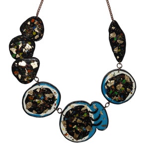 Polymer Statement Halskette Kunst Halskette, Abstraktes Statement, Gold blätter