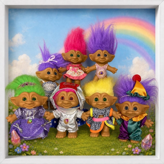 Ace Treasure Troll Doll - Rub a Gem Jewel Belly Wishstone Vintage