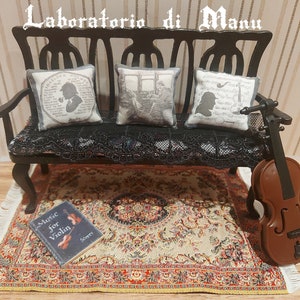 Dollhouse Miniature Sherlock Holmes Cushion, 1:12 scale, type 2